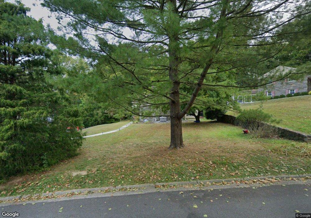 2748 S Kent Rd, Broomall, PA 19008 - photo 1