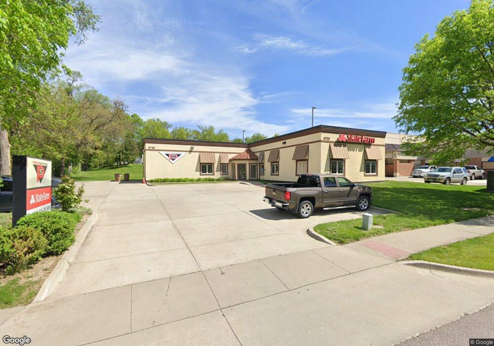 6733 University Ave, Windsor Heights, IA 50324 - photo 1