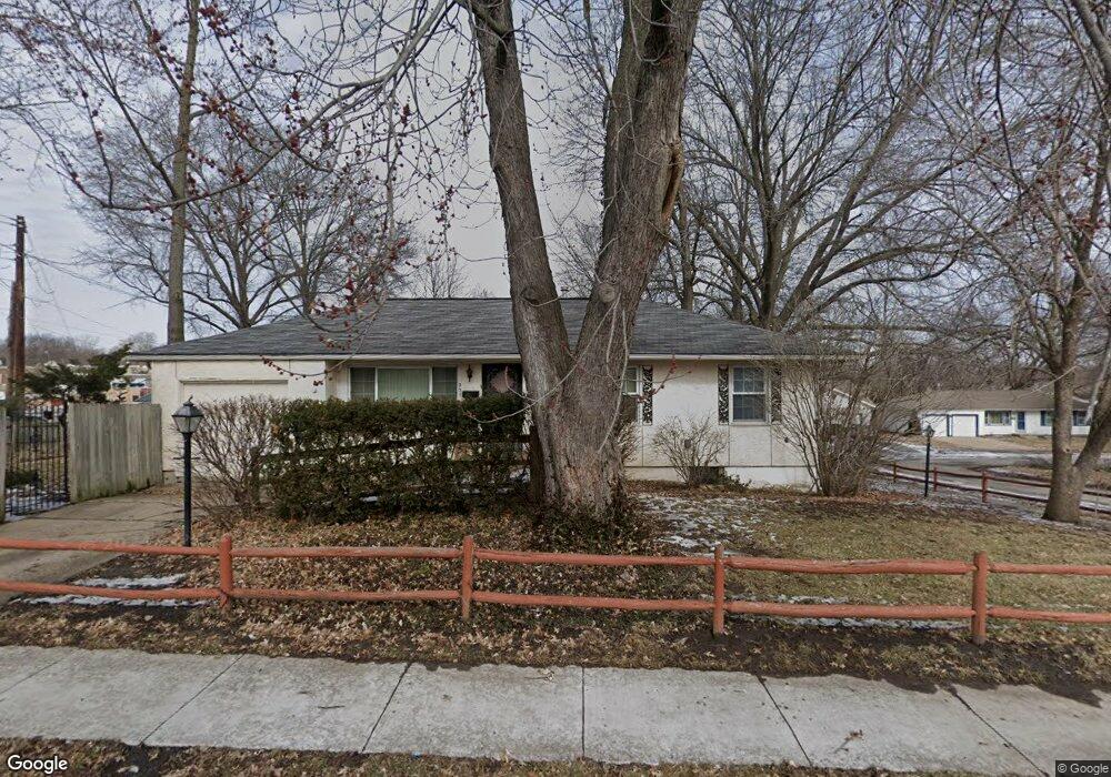 901 NW Summit St, Blue Springs, MO 64015 - photo 1