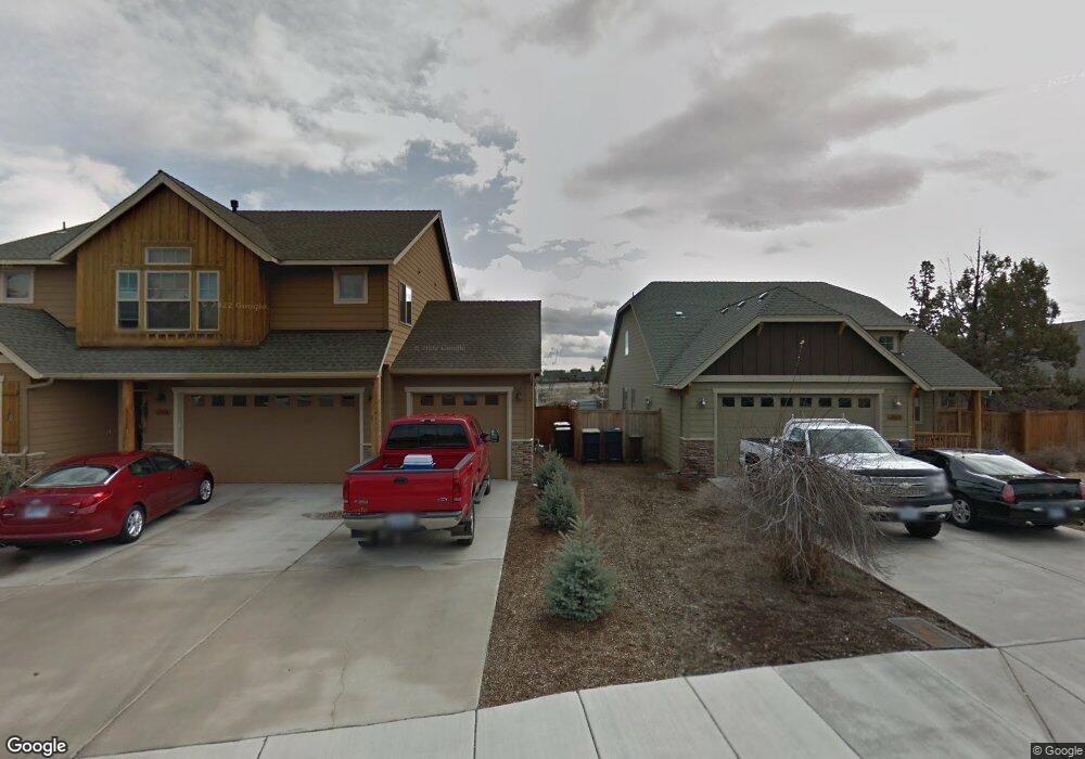 1920 SW 41st St, Redmond, OR 97756 - photo 1