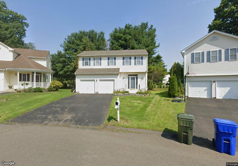 10 Bittersweet Ct, Newington, CT 06111 - photo 1