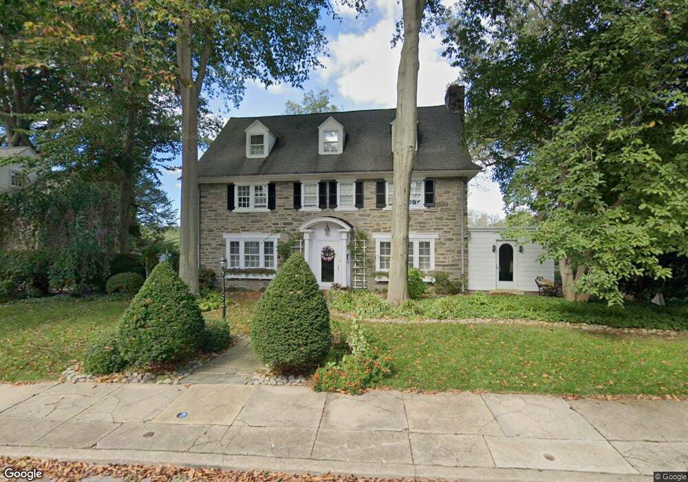 1010 Hunters Ln, Wynnewood, PA 19096 - photo 1