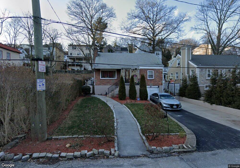 77 Putnam Ave, Yonkers, NY 10705 - photo 1