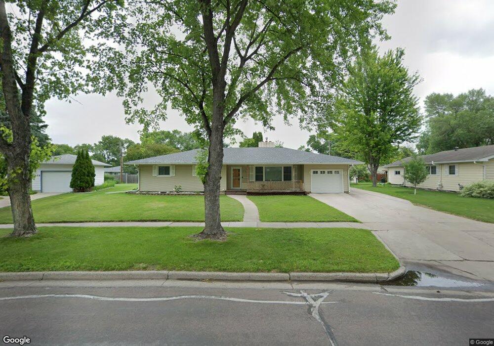 2945 3rd St N, Fargo, ND 58102 - photo 1