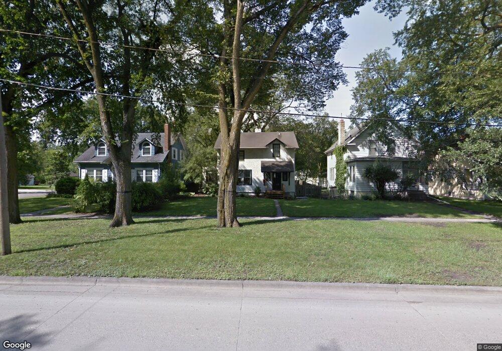 1017 10th St S, Fargo, ND 58103 - photo 1