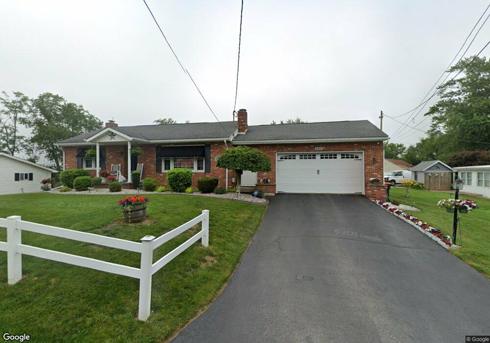 16402 Tague St, East Liverpool, OH 43920 - photo 1