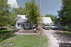 909 Oak St, Dwight, KS 66849