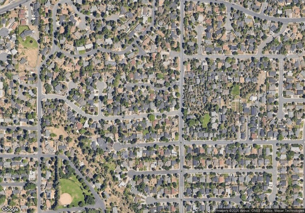 1762 NE Meerkat Ave, Bend, OR 97701 - photo 1