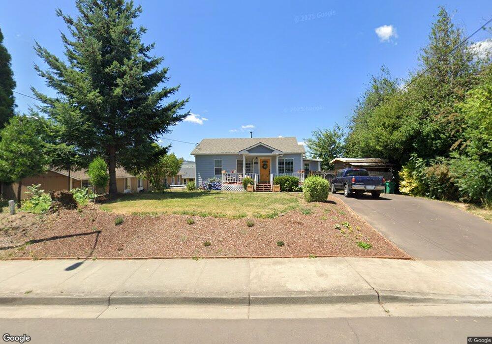 1701 N College St, Newberg, OR 97132 - photo 1