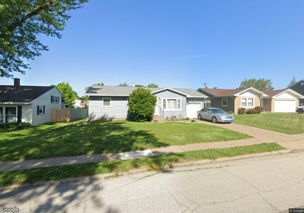 3818 Pacific St, Davenport, IA 52806 - photo 1