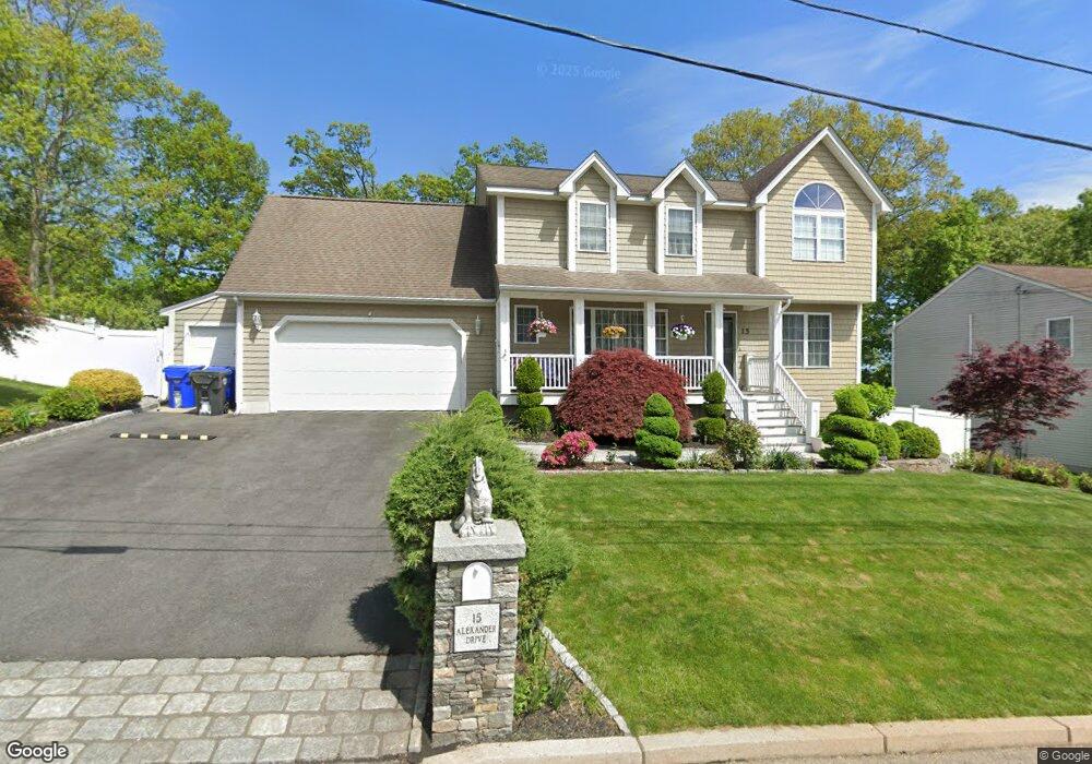 15 Alexander Dr, West Warwick, RI 02893 - photo 1