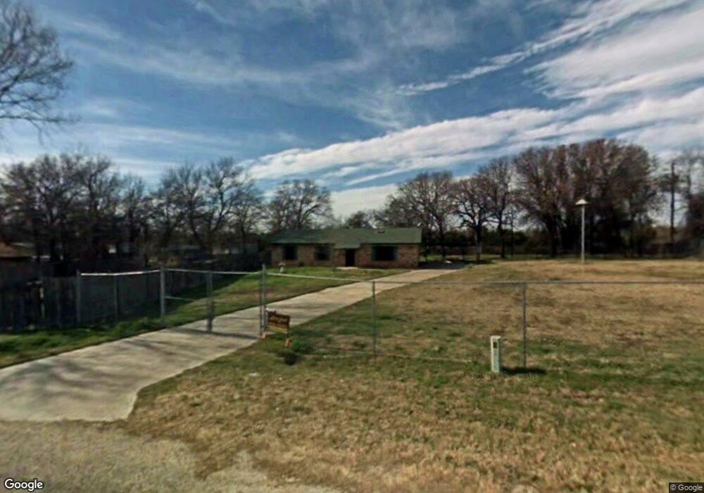 909 Meadowlark Cir, Granbury, TX 76049 - photo 1