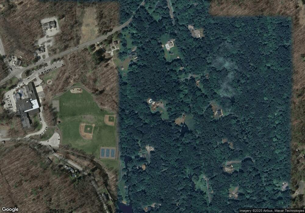 8 Holiday Point Rd, Sherman, CT 06784 - photo 1