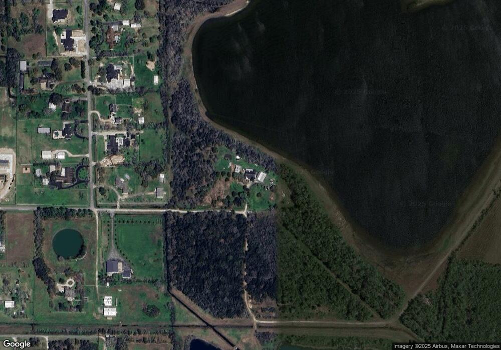 2401 Lundy Ln, Friendswood, TX 77546 - photo 1