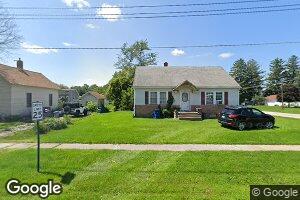 513 N Williams St, Reynolds, IL 61279