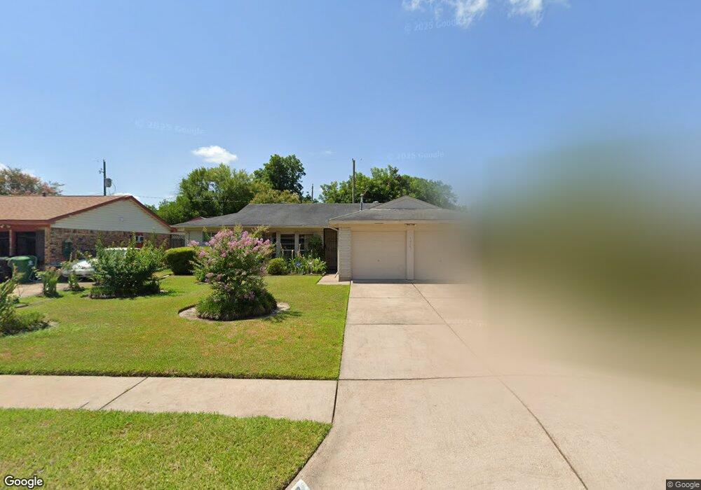 1327 Rim Rock Dr, Houston, TX 77088 - photo 1