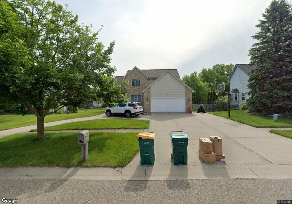 211 Primrose Ln, Flushing, MI 48433 - photo 1