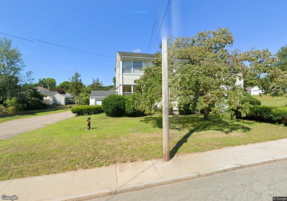 895 Manville Rd, Woonsocket, RI 02895 - photo 1