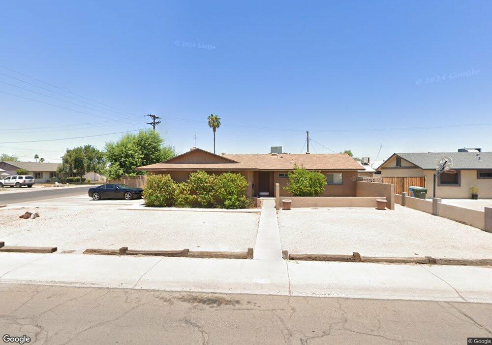 8028 W Earll Dr, Phoenix, AZ 85033 - photo 1