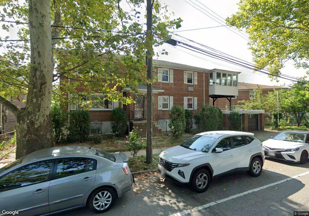 15828 Willets Point Blvd, Whitestone, NY 11357 - photo 1