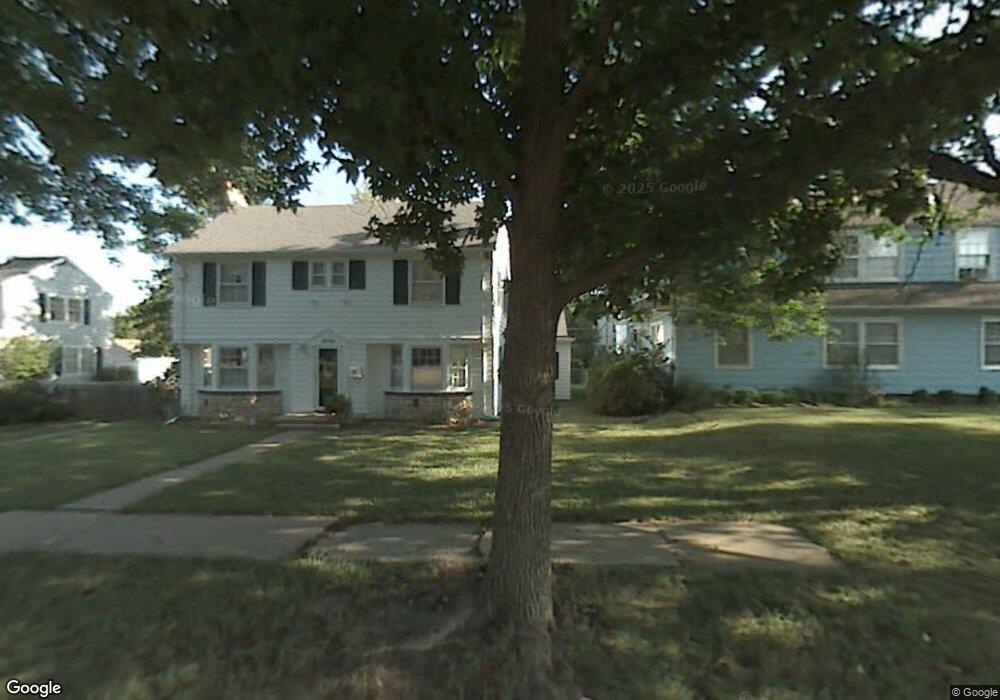 2706 SW 13th St, Topeka, KS 66604 - photo 1