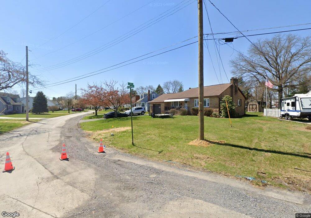 1040 Pomona Dr, Johnstown, PA 15905 - photo 1