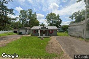 206 E Pine St, Quasqueton, IA 52326