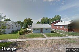 358 N 7th Ave, Forsyth, MT 59327