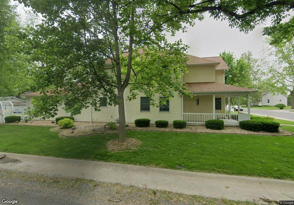 301 N Dewey St, Freeburg, IL 62243 - photo 1