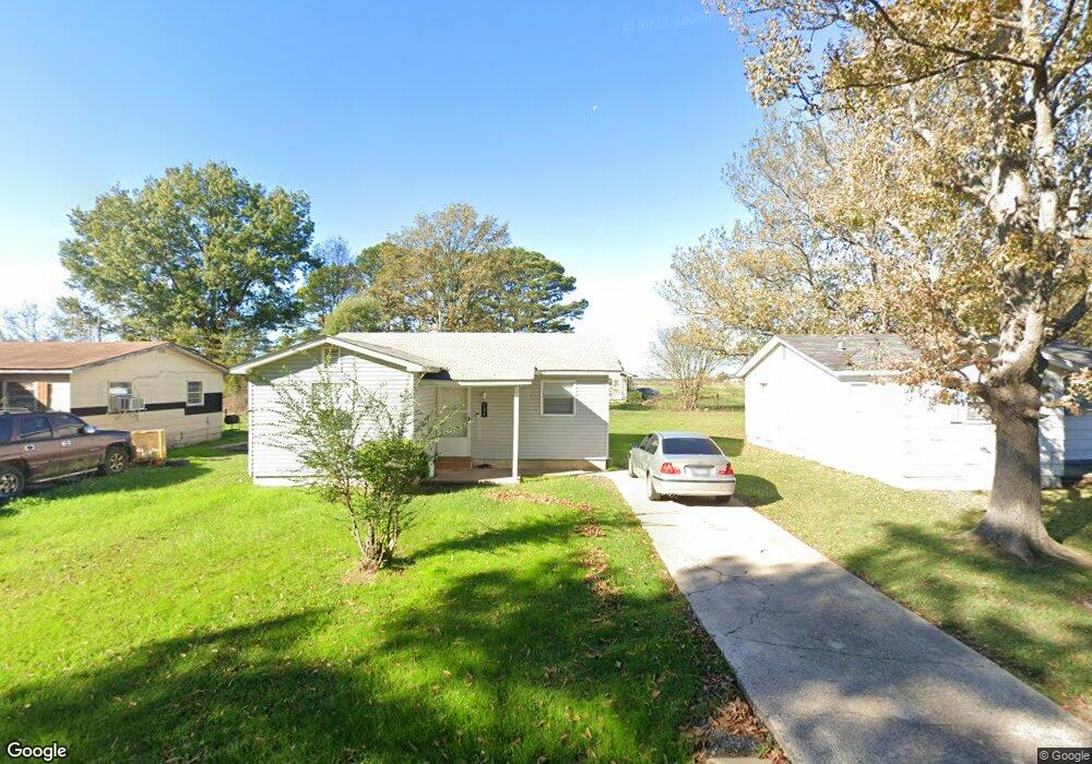 504 S Columbus St, Stuttgart, AR 72160 - photo 1