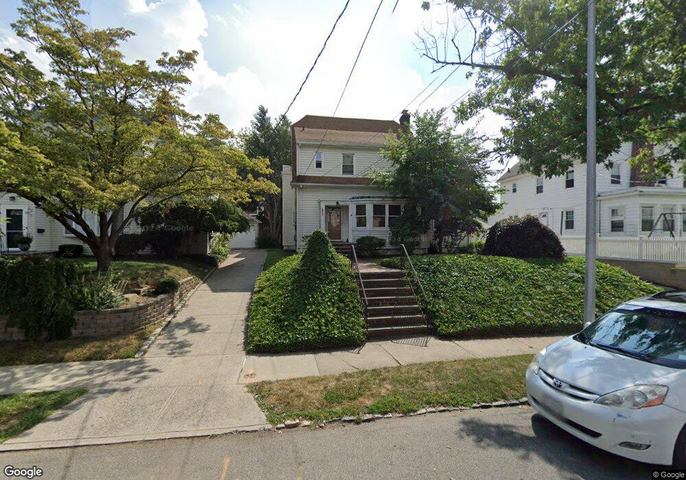 43-69 170th St, Flushing, NY 11358 - photo 1