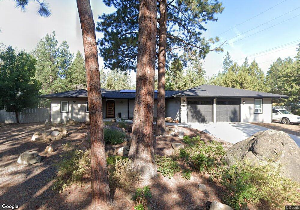 61653 Cedarwood Rd, Bend, OR 97702 - photo 1