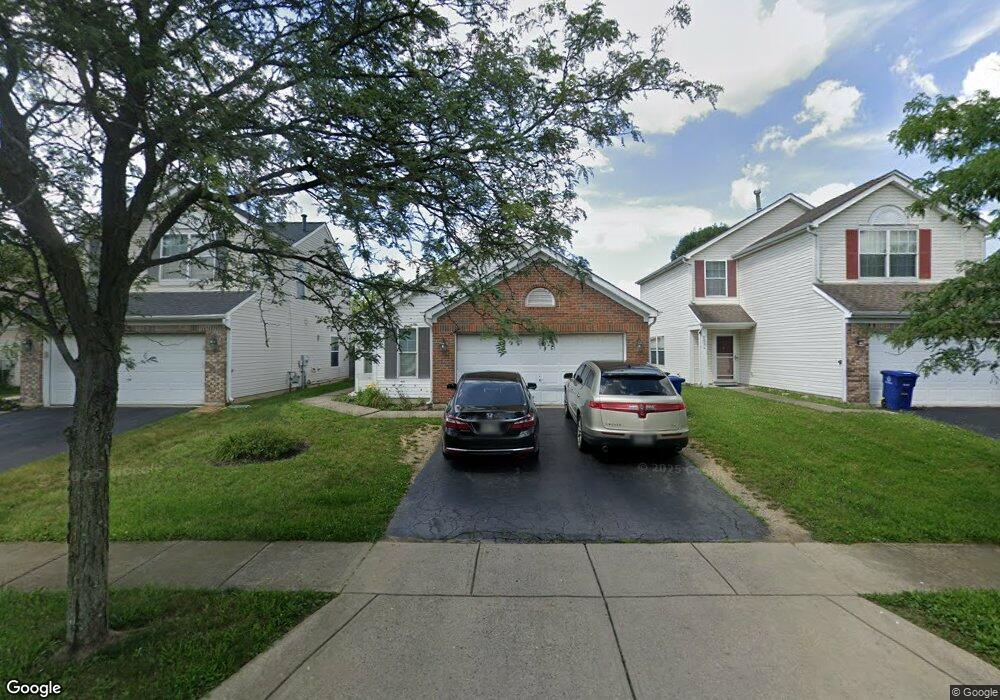 2088 Waymont Rd, Columbus, OH 43229 - photo 1