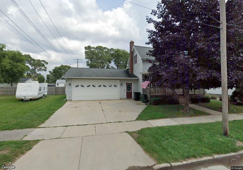 120 S Silver St, Bad Axe, MI 48413 - photo 1