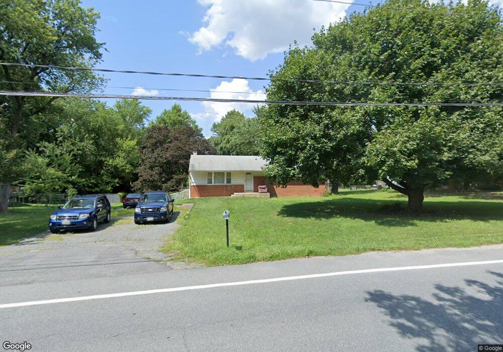 10958 Scaggsville Rd, Laurel, MD 20723 - photo 1