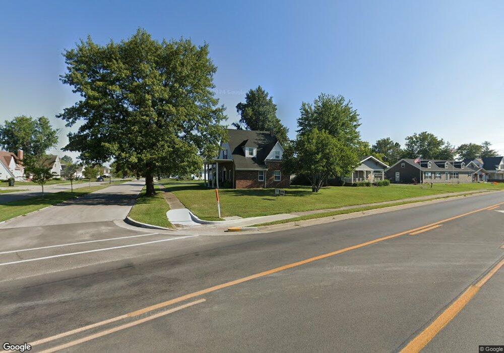 209 10th St NE, Linton, IN 47441 - photo 1