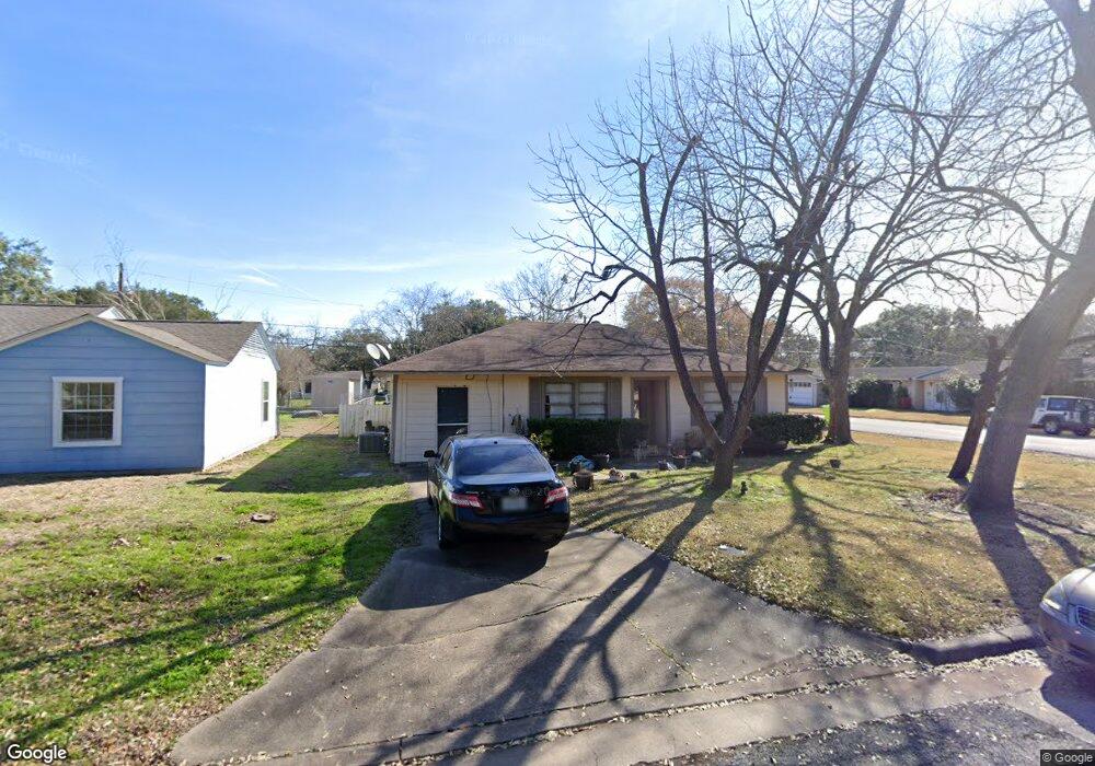 1517 Frost St, Rosenberg, TX 77471 - photo 1