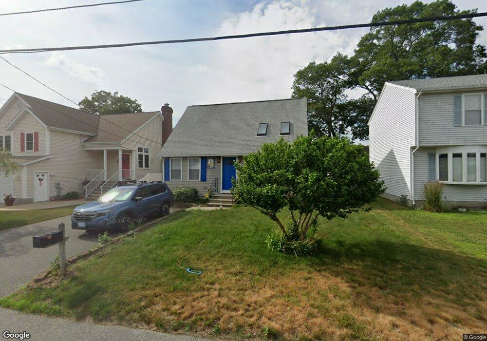 20 Howe St, Cumberland, RI 02864 - photo 1