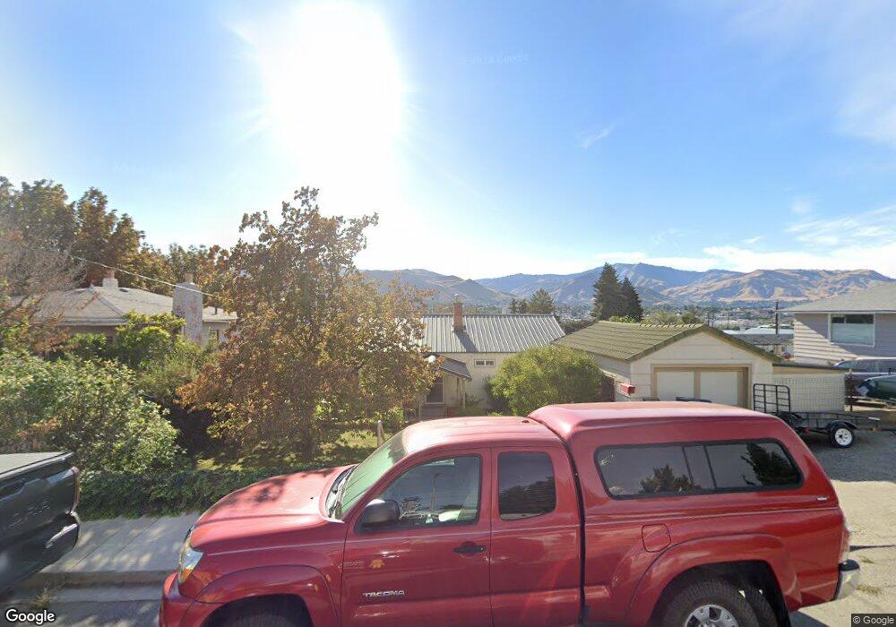 912 N Baker Ave, East Wenatchee, WA 98802 - photo 1