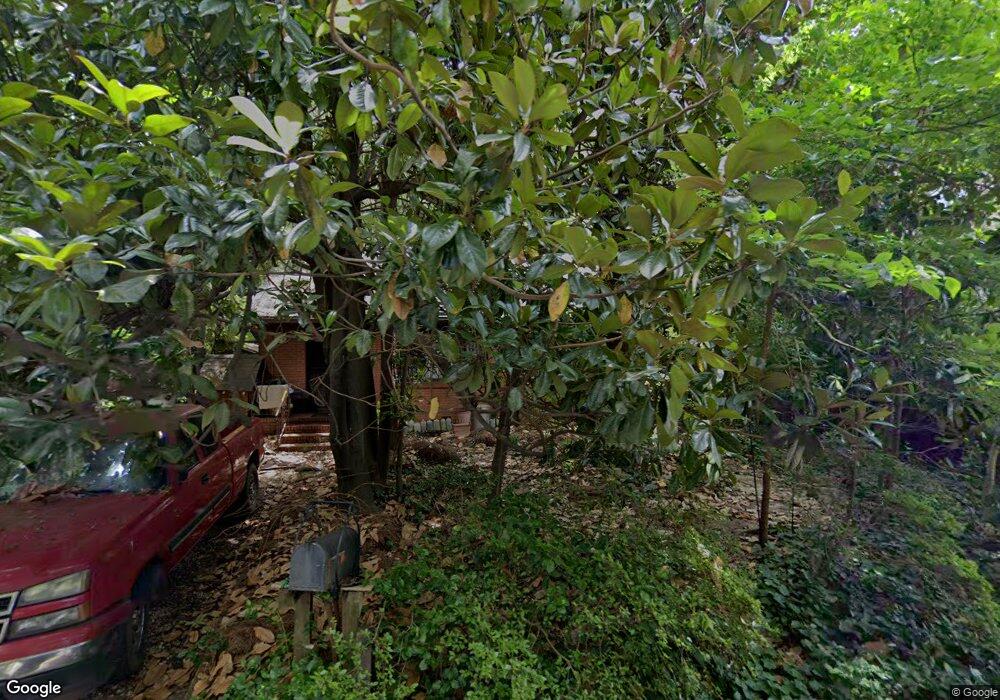 924 Millbrook Rd, Charlotte, NC 28211 - photo 1