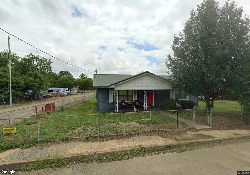 308 N B St, Hugo, OK 74743 - photo 1