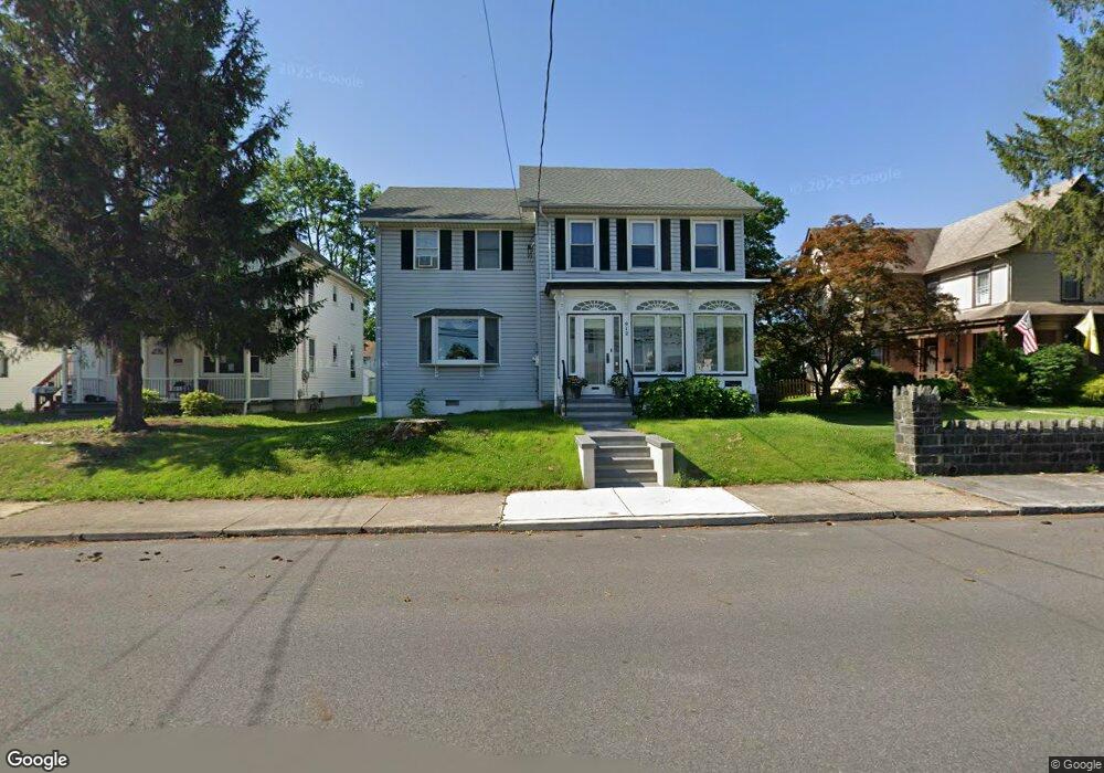 912 Juniper St, Quakertown, PA 18951 - photo 1
