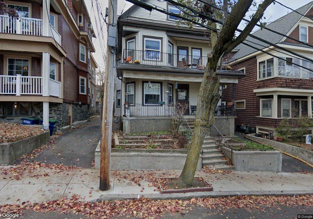 138 Lowell St, Somerville, MA 02143 - photo 1