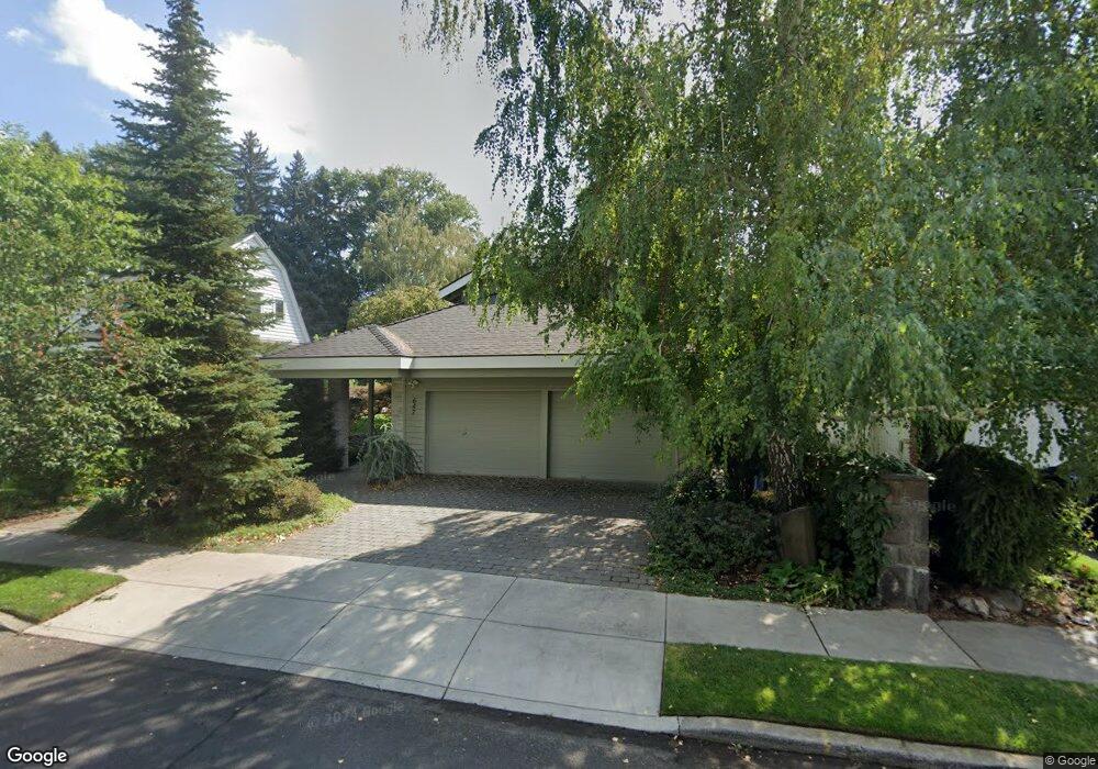 647 NW Drake Rd, Bend, OR 97701 - photo 1