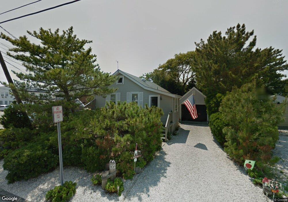 102 W 27th St, Ship Bottom, NJ 08008 - photo 1