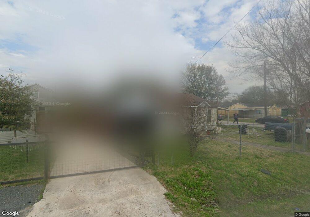 3902 Kennon St, Houston, TX 77009 - photo 1