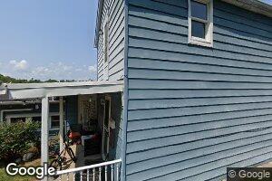 47 School St, Bloomsbury, NJ 08804