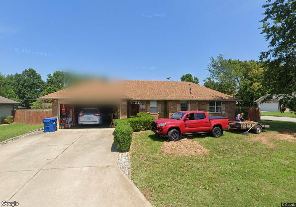 311 E Slim Wilson Blvd, Nixa, MO 65714 - photo 1