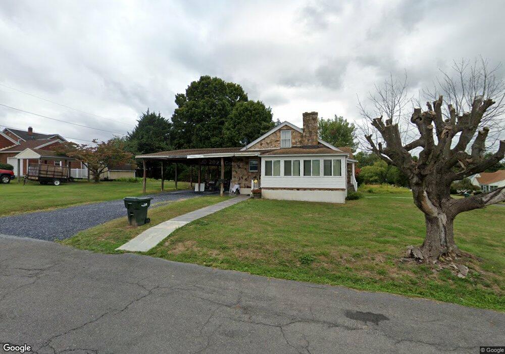 1400 Mulberry St, Waynesboro, VA 22980 - photo 1