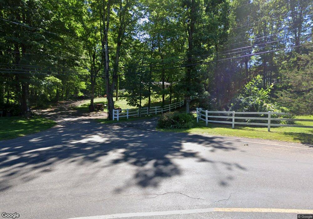 1601 Great Hill Rd, Guilford, CT 06437 - photo 1